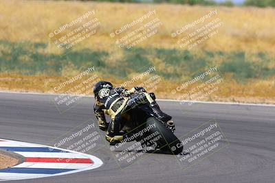 media/Apr-30-2023-CRA (Sun) [[020fcf5d43]]/Race 11-600 Expert Superbike/